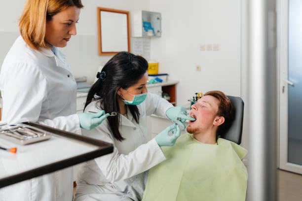 Best Emergency Cosmetic Dentistry (e.g., broken veneers) in Hokendauqua, PA